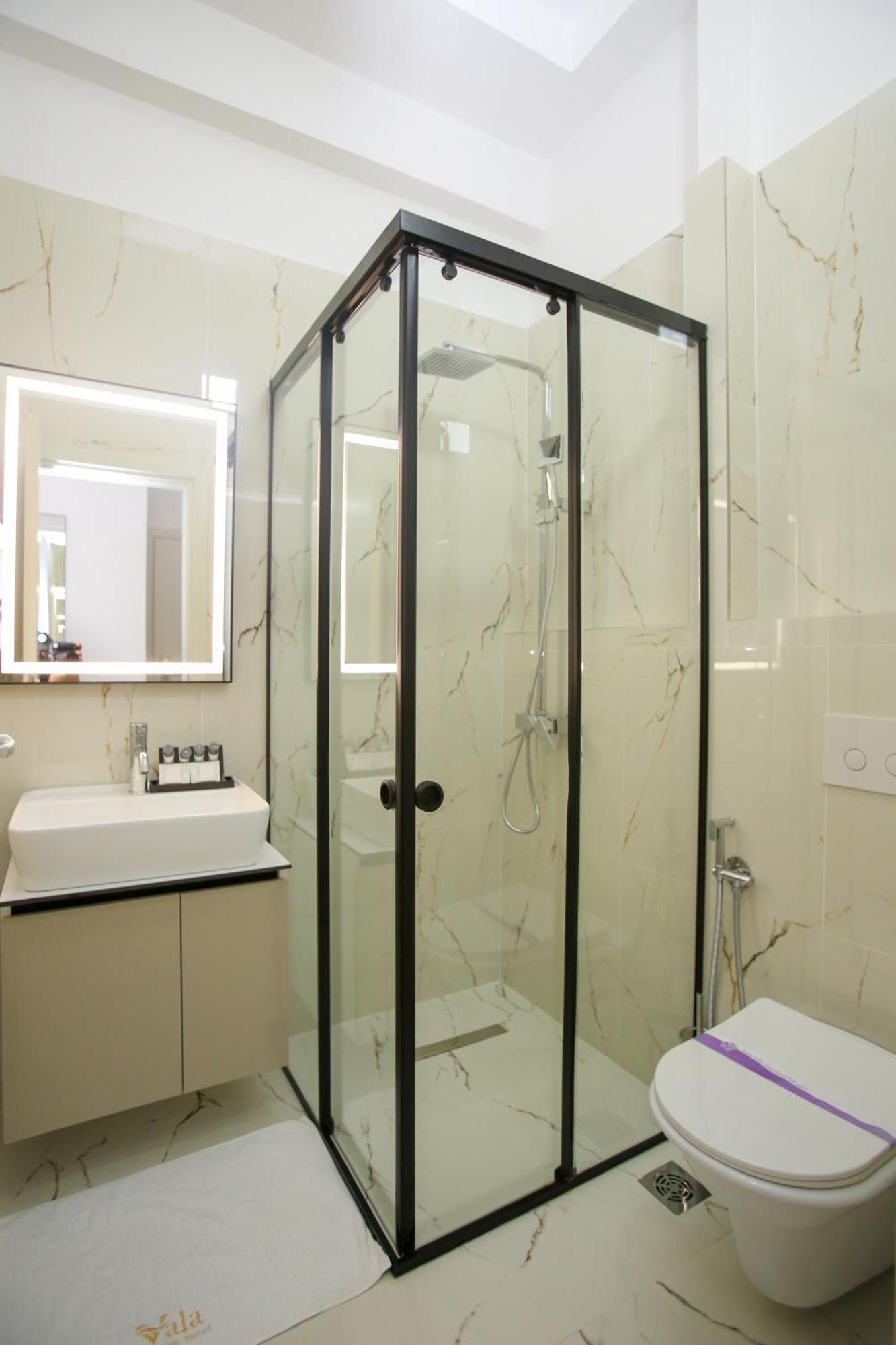 Vala Boutique Hotel Wlora Zewnętrze zdjęcie